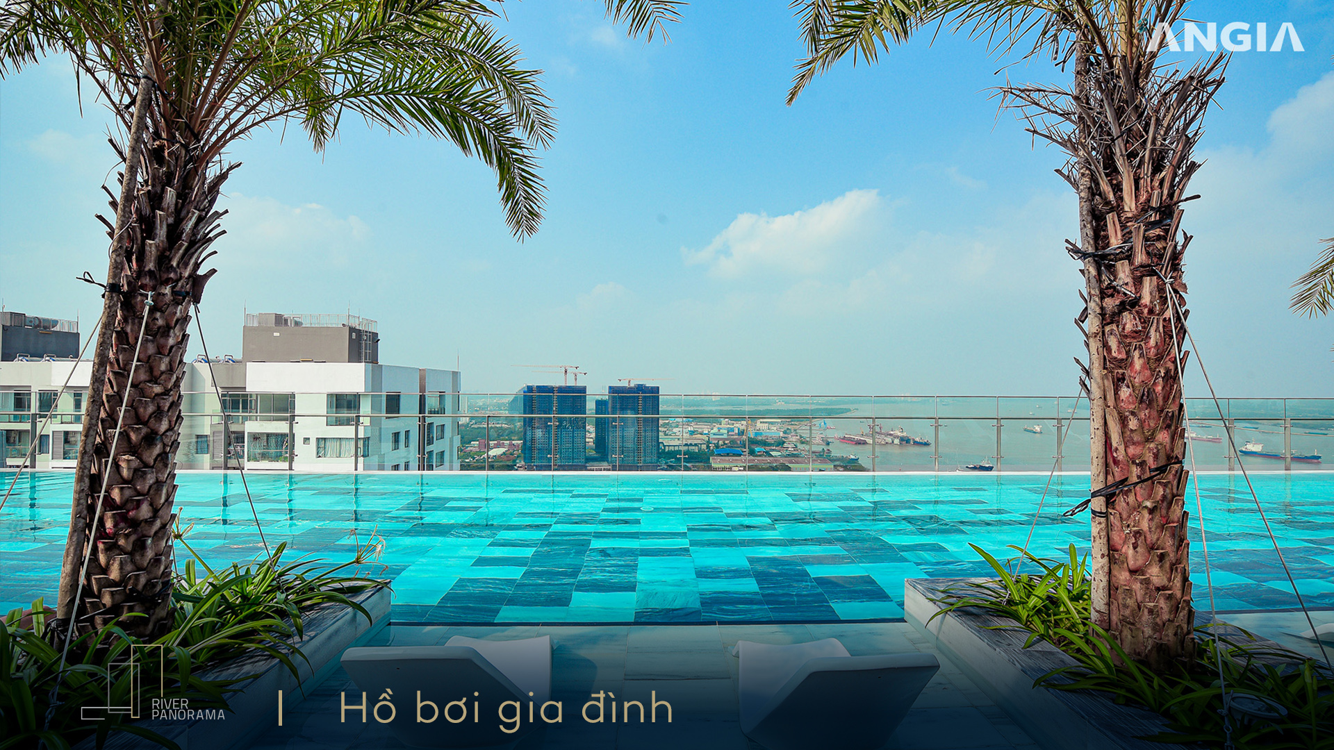 Hồ bơi vô cực gia đình tại River Panorama Quận 7