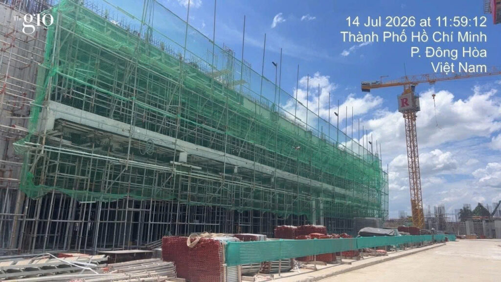 Thi công kết cấu tháp Gió Đông tại The Gió Riverside tháng 7/2026