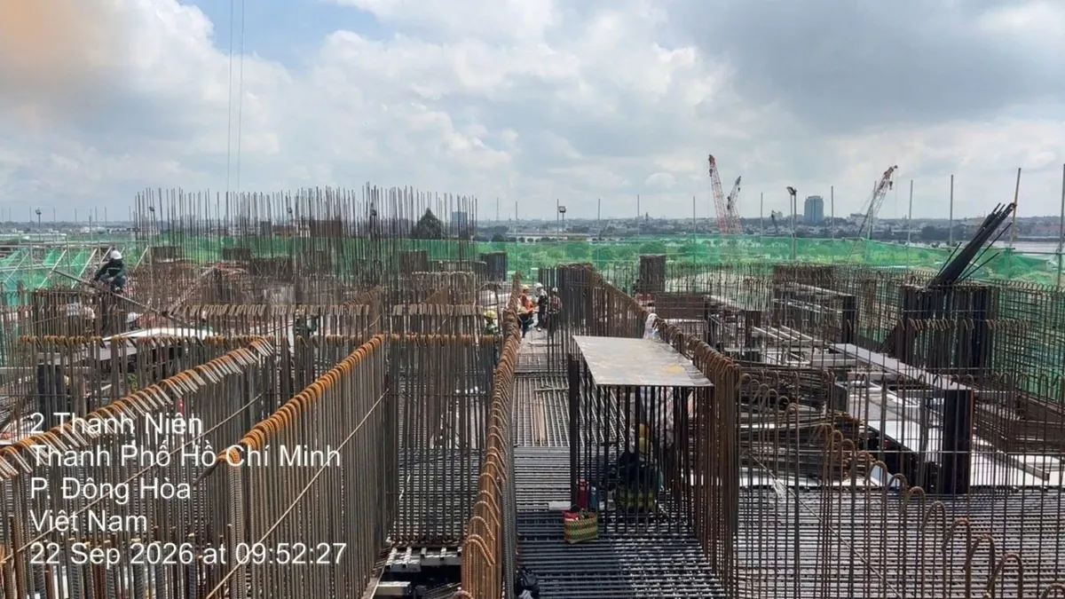 Thi công dầm chuyển tháp Gió Đông Thi công dầm chuyển tháp Gió Đông The Gió Riverside