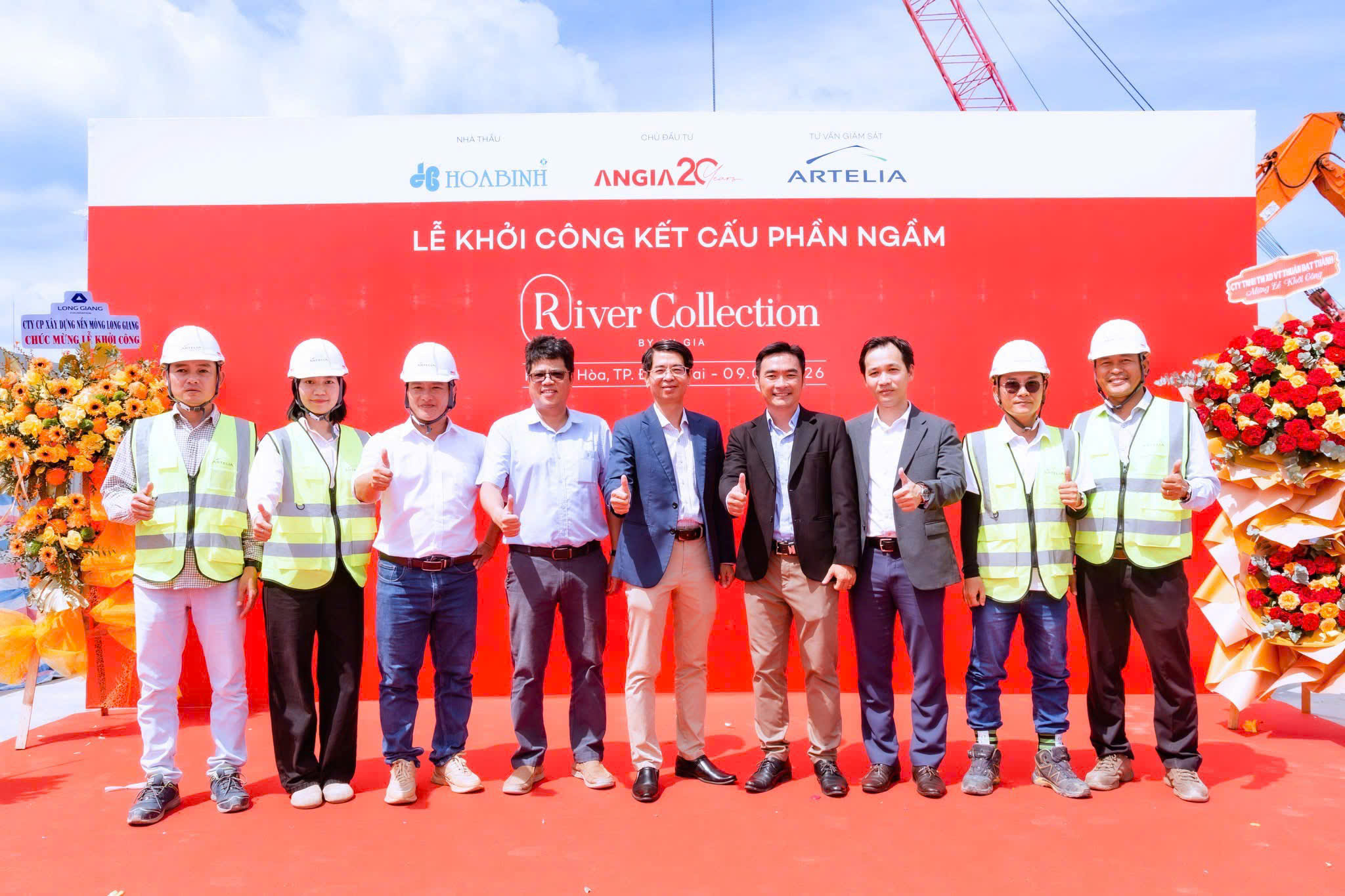 Đội ngũ kỹ sư tư vấn giám sát Artelia Group cùng Ban chỉ huy công trường River Collection An Gia