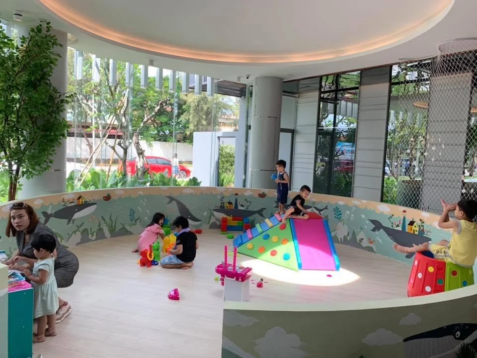 Kid Club thực tế các bé đang vui chơi tại The Sóng Vũng Tàu